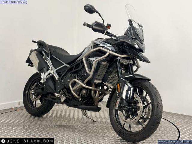 Triumph Tiger 900 2021 motorcycle
