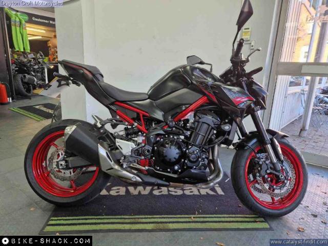 Kawasaki Z900 2022 motorcycle