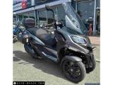 Piaggio MP3-530 2023 motorcycle #2