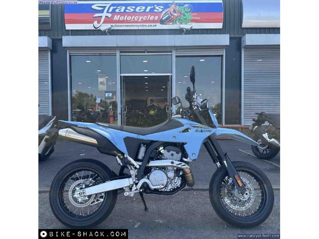 Suzuki DRZ-4SM 2025 motorcycle