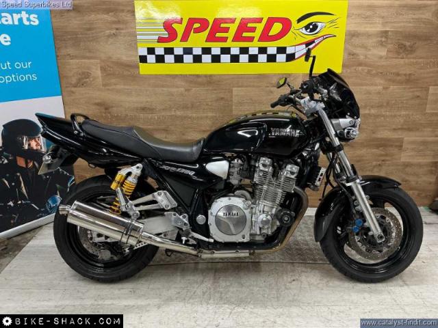 Yamaha XJR1300 2001 motorcycle