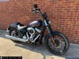 Harley-Davidson FXBB Street Bob 1923 2026 motorcycle #2