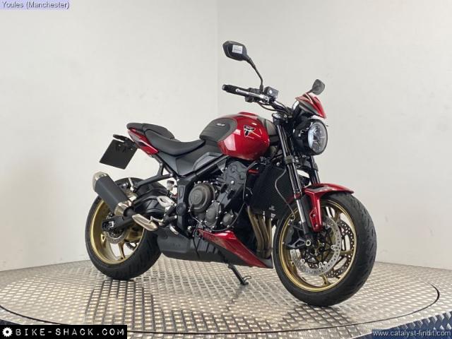Triumph Trident 800 2026 motorcycle