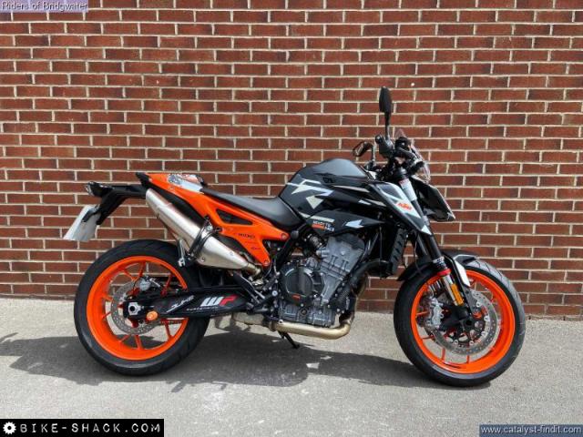 KTM 890 Duke 2024 motorcycle