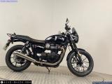Triumph Street Twin 900 2019 motorcycle #2