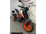 KTM 390 Duke 2017 motorcycle #4