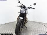 Triumph Street Twin 900 2022 motorcycle #2