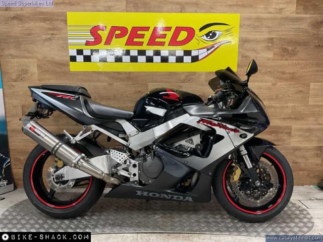 Honda CBR900RR Fireblade 2001 motorcycle