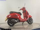 Piaggio Vespa GTS 300 2019 motorcycle #3