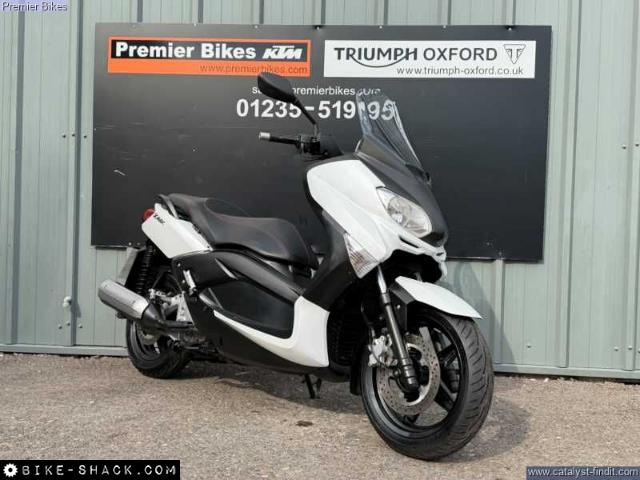 Yamaha YP250 X-Max 2016 motorcycle