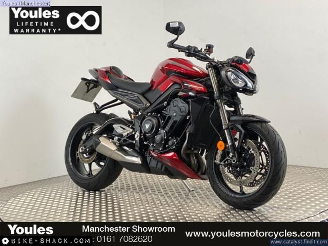 Triumph Street Triple 765 2022 motorcycle