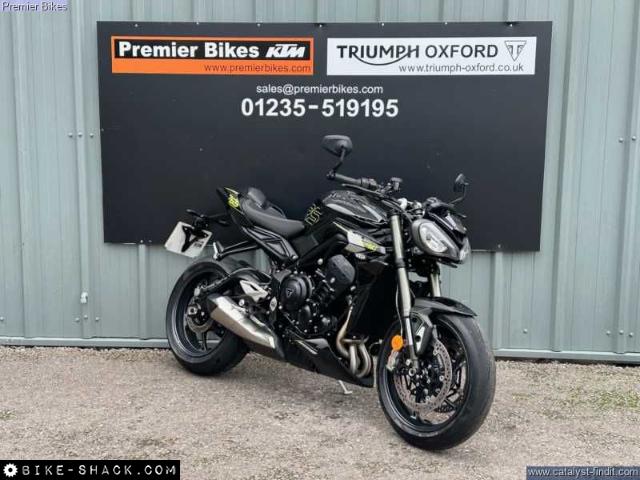Triumph Street Triple 765 2024 motorcycle