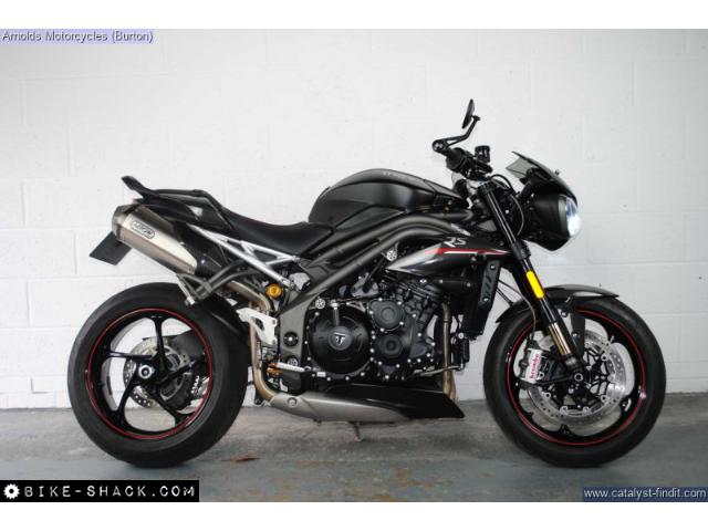 Triumph Speed Triple 1050 2018 motorcycle