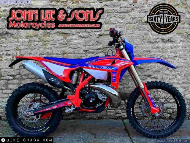 Beta RR-300 2025 motorcycle