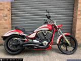 Victory Vegas Jackpot 1700 2013 motorcycle #2